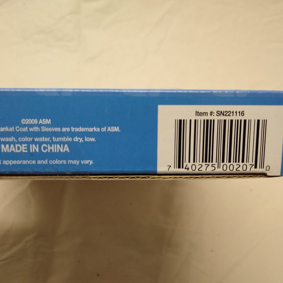 Snuggie Blanket w/ Sleeves For Tea Cup/Extra Small Dog Breeds 6"-9" SN221116 NIB - Picture 3 of 8